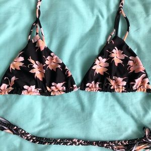 Acacia Swimwear Top In Aloha